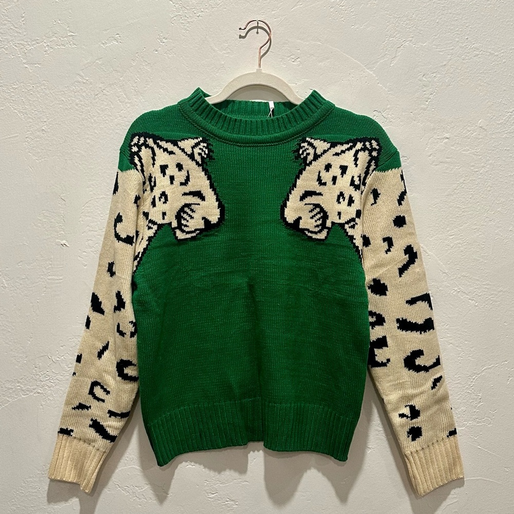 Knit Crew Neck Leopard Sweater — Size M